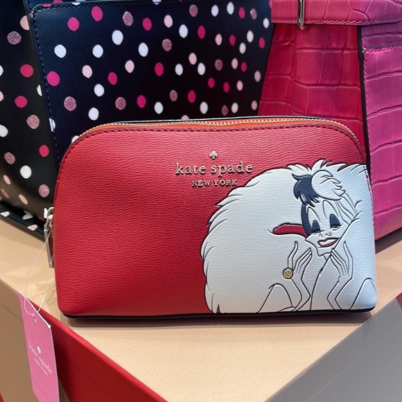 Kate Spade Disney X Kate Spade New York Cruella Makeup Bag
Red Multi - Picture 7 of 16